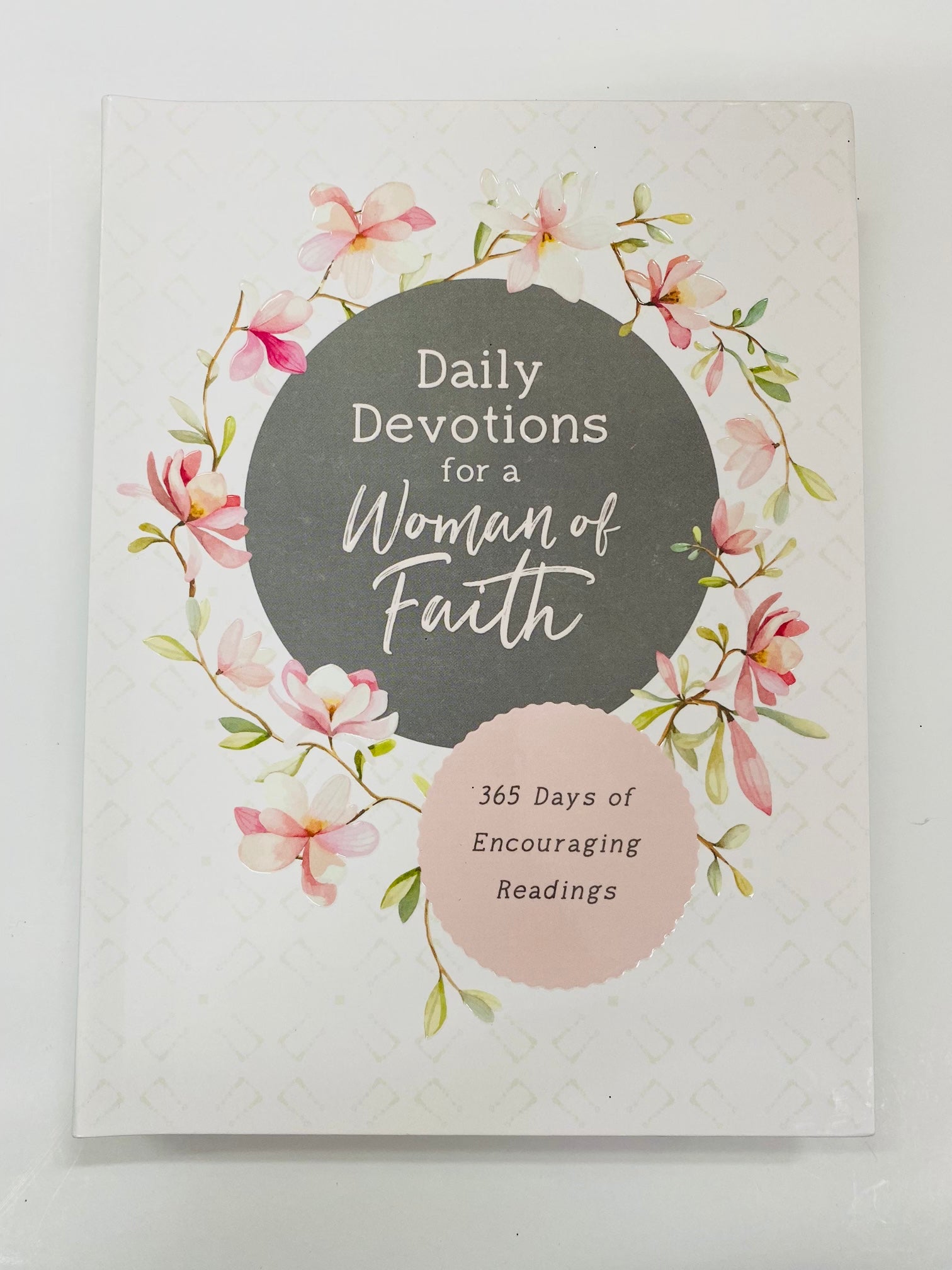 Daily Devotions for a Woman of Faith – Jacobs Well Bookshop