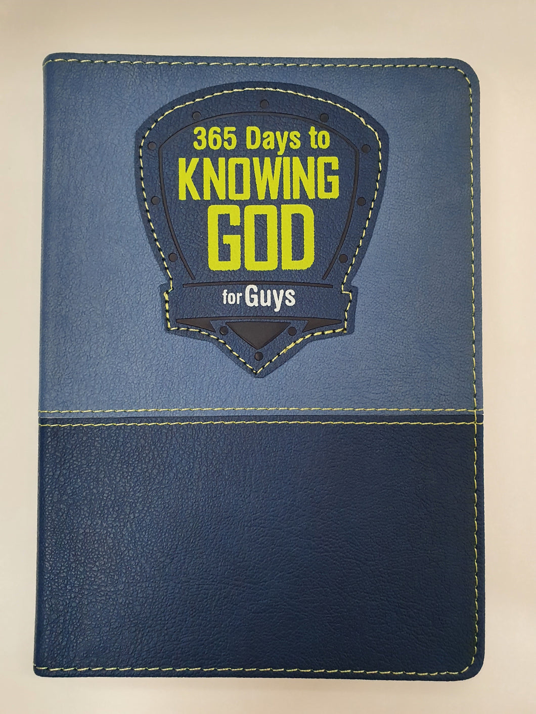 365 Days to Knowing God for Guys - Lux Leather Edition