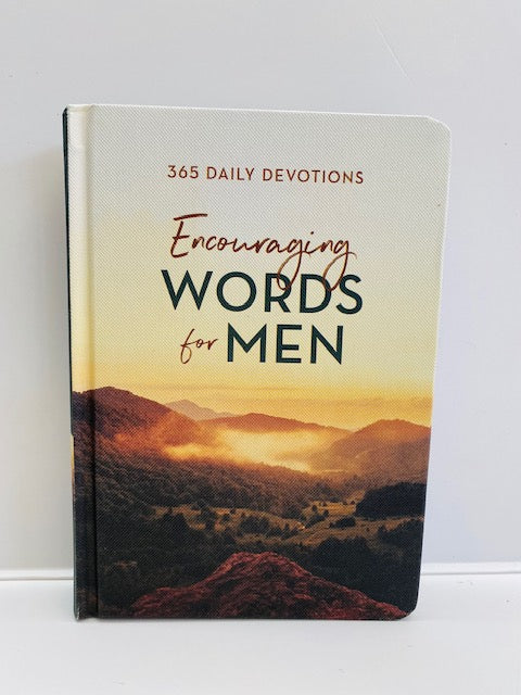 Encouraging Words for Men: 365 Daily Devotions